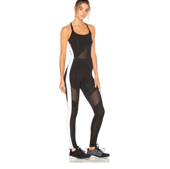 **SOLD** Puma archive T7 jumpsuit black white sz L - Picture 2 of 8